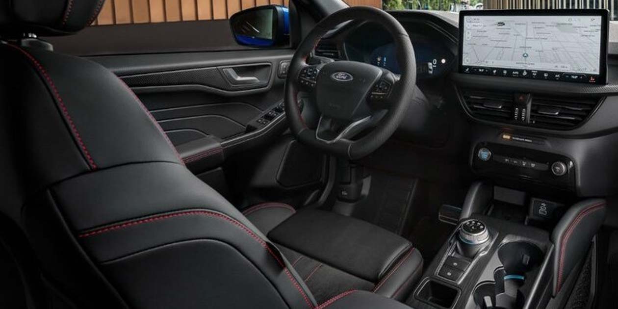 Foto 4 FORD KUGA 2.5 Benzina PHEV 243CV 2WD ST-Line